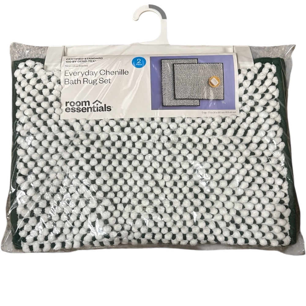 Room Essentials Chenille Bath Mat Set in Green and White NWT